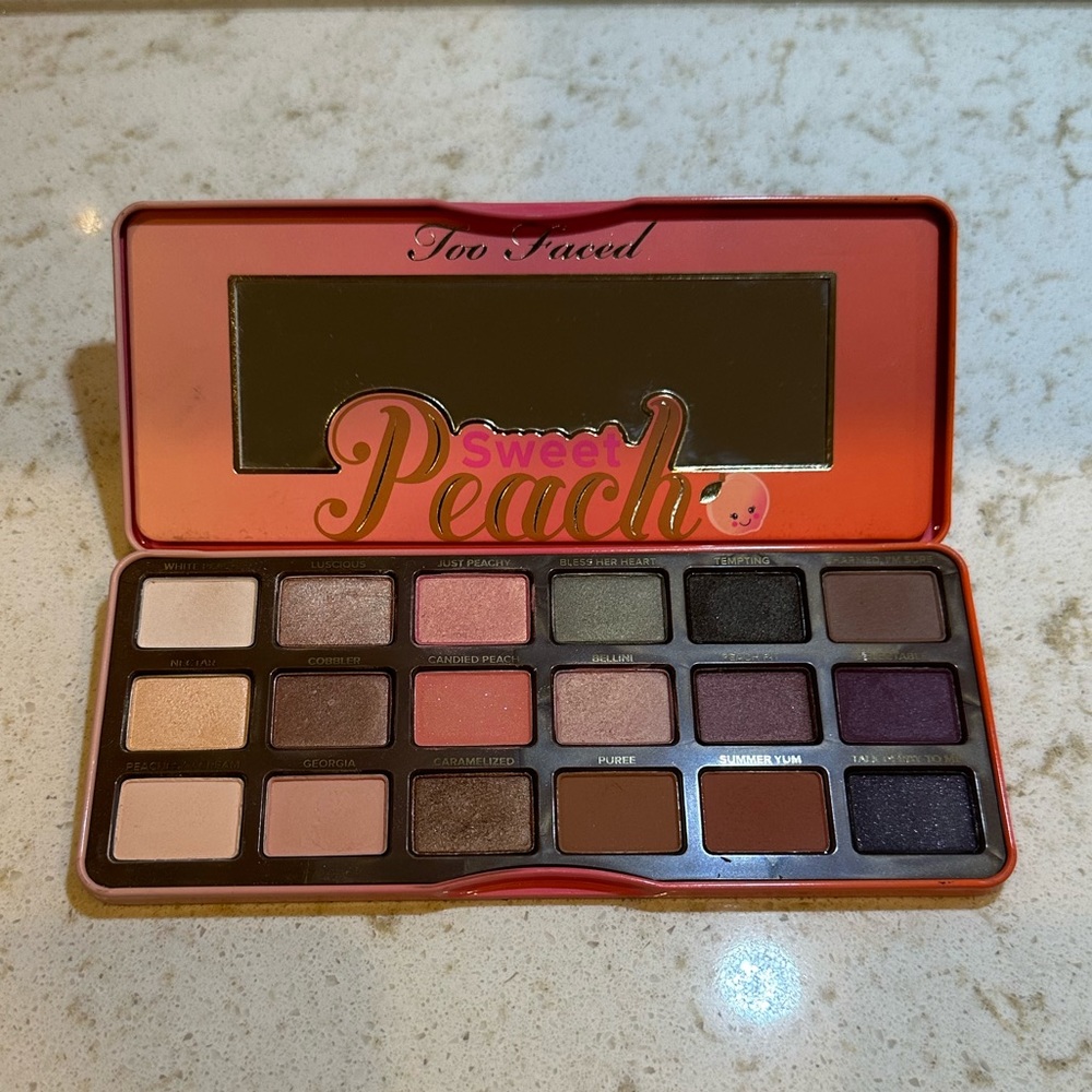 Too Faced Sweet Peach Eyeshadow Palette